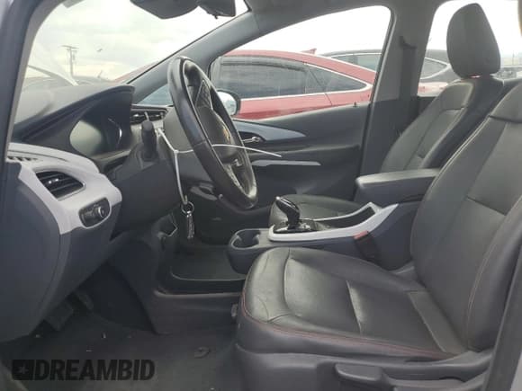 ✅ 2017 Chevrolet Bolt EV Premier • VIN: 1G1FX6S04H4160434 • Lot: 70419244. Wystawiony na Copart z przebiegiem Nie podano. Bezpłatny archiwum sprzedaży aukcyjnych z USA i szczegółowy raport historii pojazdu na DreamBid. Zdjęcie 7.