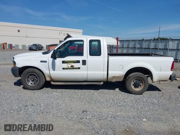 ✅ 2004 Ford F-250 XL • VIN: 1FTNX20L94EB54576 • Lot: 42345311. Wystawiony na IAAI z przebiegiem 176 877 mil. Bezpłatny archiwum sprzedaży aukcyjnych z USA i szczegółowy raport historii pojazdu na DreamBid. Zdjęcie 14.