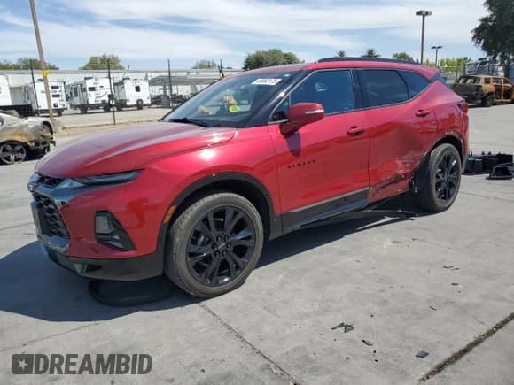 2020 Chevrolet Blazer RS z VIN 3GNKBERS5LS642724, wystawiony jako Copart lot #69592175 z przebiegiem 24 737 mil mil oraz Szkoda całkowita • Salvage title. Historia ofert i sprzedaży dostępna na DreamBid. Obrazek 1.