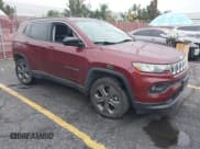 ✅ 2022 Jeep Compass Latitude Lux • VIN: 3C4NJDFB8NT130153 • Lot: 43719362. Wystawiony na IAAI z przebiegiem 81 726 mil. Bezpłatny archiwum sprzedaży aukcyjnych z USA i szczegółowy raport historii pojazdu na DreamBid. Zdjęcie 1.