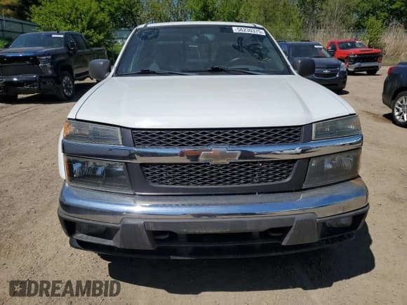 ✅ 2004 Chevrolet Colorado LS Z71 • VIN: 1GCDT196548184235 • Lot: 56230375. Wystawiony na Copart z przebiegiem 85 223 mil. Bezpłatny archiwum sprzedaży aukcyjnych z USA i szczegółowy raport historii pojazdu na DreamBid. Zdjęcie 5.