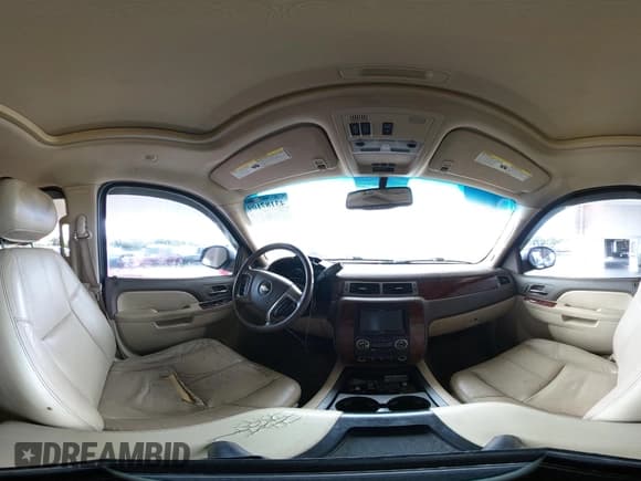 ✅ 2014 Chevrolet Tahoe LT • VIN: 1GNSCBE09ER193327 • Lot: 43187109. Listed on IAAI with 168,647 mi. Free auction sales archive from the USA and detailed vehicle history report at DreamBid. Image 18.