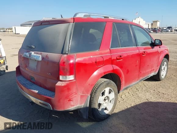 ✅ 2006 Saturn VUE • VIN: 5GZCZ53436S818784 • Lot: 43388536. Wystawiony na IAAI z przebiegiem Nie podano. Bezpłatny archiwum sprzedaży aukcyjnych z USA i szczegółowy raport historii pojazdu na DreamBid. Zdjęcie 4.