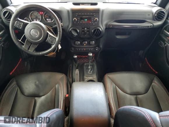 ✅ 2018 Jeep Wrangler Unlimited Rubicon Recon • VIN: 1C4BJWFG1JL833335 • Lot: 69692525. Wystawiony na Copart z przebiegiem 69 564 mil. Bezpłatny archiwum sprzedaży aukcyjnych z USA i szczegółowy raport historii pojazdu na DreamBid. Zdjęcie 8.