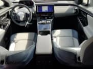 ✅ 2023 Subaru Solterra Limited • VIN: JTMABABAXPA009240 • Лот: 70313255. Опубликован ранее на Copart с пробегом 8 916 миль. Бесплатный доступ к архиву аукционных продаж из США и подробный отчёт об истории автомобиля на DreamBid. Изображение 8.