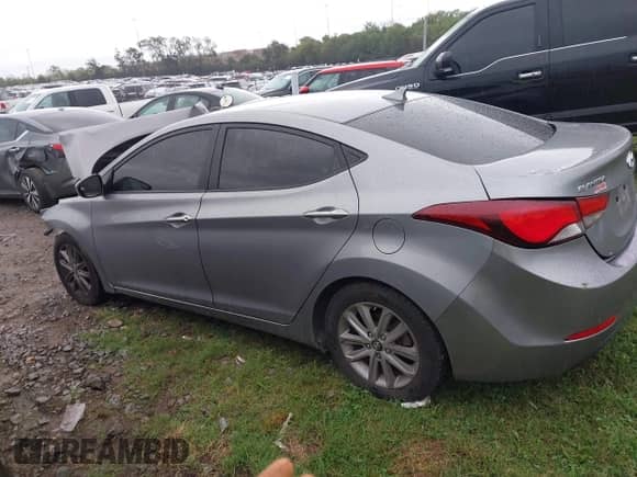 2014 Hyundai Elantra SE z VIN KMHDH4AE3EU094351, wystawiony jako IAAI lot #43397908 z przebiegiem 127 420 mil mil oraz . Historia ofert i sprzedaży dostępna na DreamBid. Obrazek 15.