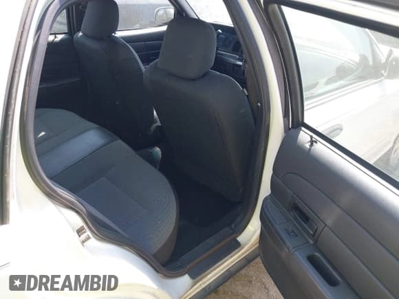 ✅ 2010 Ford Police Interceptor • VIN: 2FABP7BV6AX140343 • Lot: 43262109. Wystawiony na IAAI z przebiegiem 154 097 mil. Bezpłatny archiwum sprzedaży aukcyjnych z USA i szczegółowy raport historii pojazdu na DreamBid. Zdjęcie 8.