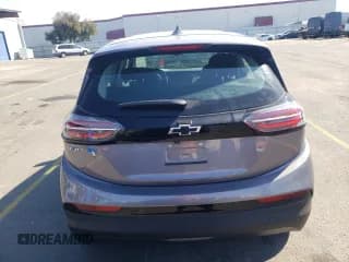 ✅ 2023 Chevrolet Bolt EV 1LT • VIN: 1G1FW6S04P4189465 • Lot: 75132994. Wystawiony na Copart z przebiegiem 13 415 mil. Bezpłatny archiwum sprzedaży aukcyjnych z USA i szczegółowy raport historii pojazdu na DreamBid. Zdjęcie 6.
