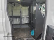 ✅ 2017 Ford Transit • VIN: 1FTYE1ZM9HKB28625 • Лот: 61034765. Опубликован ранее на Copart с пробегом 85 673 миль. Бесплатный доступ к архиву аукционных продаж из США и подробный отчёт об истории автомобиля на DreamBid. Изображение 11.