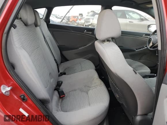 ✅ 2015 Hyundai Accent GS • VIN: KMHCT5AE8FU227039 • Lot: 90753775. Wystawiony na Copart z przebiegiem 125 558 mil. Bezpłatny archiwum sprzedaży aukcyjnych z USA i szczegółowy raport historii pojazdu na DreamBid. Zdjęcie 10.