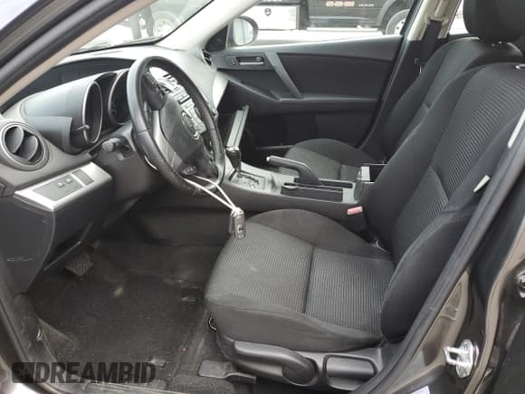 ✅ 2013 Mazda 3 i Touring • VIN: JM1BL1LP8D1738868 • Лот: 69149395. Опубликован ранее на Copart с пробегом 96 455 миль. Бесплатный доступ к архиву аукционных продаж из США и подробный отчёт об истории автомобиля на DreamBid. Изображение 7.