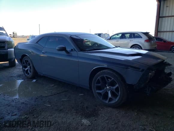 ✅ 2018 Dodge Challenger SXT Plus • VIN: 2C3CDZAG5JH183723 • Lot: 68832552. Wystawiony na Copart z przebiegiem 89 778 mil. Bezpłatny archiwum sprzedaży aukcyjnych z USA i szczegółowy raport historii pojazdu na DreamBid. Zdjęcie 4.