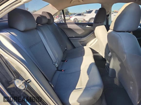 ✅ 2014 Volkswagen Jetta S • VIN: 3VW2K7AJ5EM377251 • Lot: 90484925. Wystawiony na Copart z przebiegiem 153 163 mil. Bezpłatny archiwum sprzedaży aukcyjnych z USA i szczegółowy raport historii pojazdu na DreamBid. Zdjęcie 10.