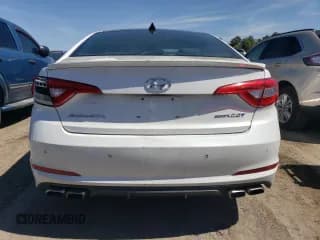 ✅ 2015 Hyundai Sonata Sport • VIN: 5NPE34AB5FH057911 • Lot: 48237593. Listed on Copart with 118,948 mi. Free auction sales archive from the USA and detailed vehicle history report at DreamBid. Image 6.