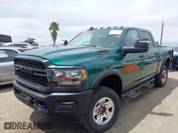 ✅ 2024 Ram 2500 Tradesman • VIN: 3C6TR5CJ7RG178668 • Lot: 41991863. Listed on IAAI with 51,010 mi. Free auction sales archive from the USA and detailed vehicle history report at DreamBid. Image 17.