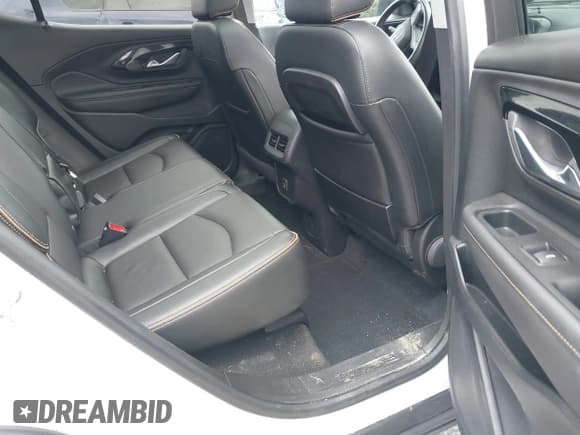 ✅ 2022 GMC Terrain AT4 • VIN: 3GKALYEV9NL297752 • Lot: 43639830. Wystawiony na IAAI z przebiegiem 30 363 mil. Bezpłatny archiwum sprzedaży aukcyjnych z USA i szczegółowy raport historii pojazdu na DreamBid. Zdjęcie 8.