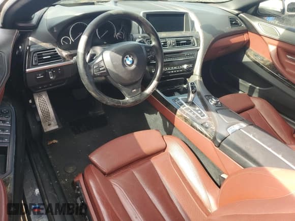 ✅ 2012 BMW 6 Series 650i xDrive • VIN: WBALZ5C50CDX64402 • Лот: 85383105. Опубликован ранее на Copart с пробегом 122 499 миль. Бесплатный доступ к архиву аукционных продаж из США и подробный отчёт об истории автомобиля на DreamBid. Изображение 8.