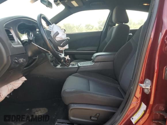 ✅ 2021 Dodge Charger SXT • VIN: 2C3CDXBG8MH564991 • Lot: 80471795. Wystawiony na Copart z przebiegiem 36 864 mil. Bezpłatny archiwum sprzedaży aukcyjnych z USA i szczegółowy raport historii pojazdu na DreamBid. Zdjęcie 7.