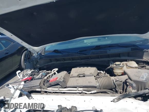 ✅ 2019 Chevrolet Silverado 1500 LT • VIN: 3GCPWCEK7KG247457 • Lot: 42141203. Wystawiony na IAAI z przebiegiem 86 875 mil. Bezpłatny archiwum sprzedaży aukcyjnych z USA i szczegółowy raport historii pojazdu na DreamBid. Zdjęcie 10.