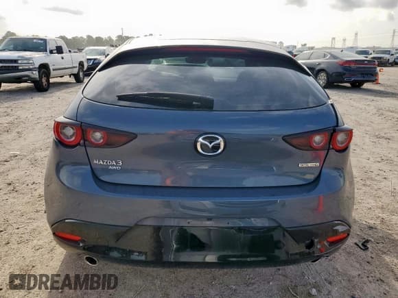 ✅ 2024 Mazda 3 S Carbon Edition • VIN: JM1BPBLM5R1720738 • Lot: 65295335. Listed on Copart with 12,151 mi. Free auction sales archive from the USA and detailed vehicle history report at DreamBid. Image 6.