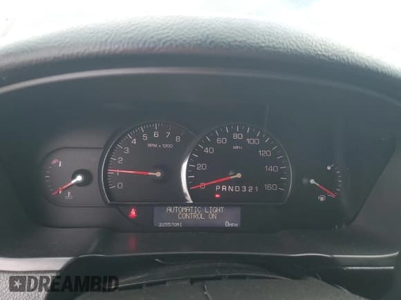 ✅ 2006 Cadillac DTS Professional • VIN: 1GEEH96Y26U550387 • Lot: 93715855. Wystawiony na Copart z przebiegiem 225 570 mil. Bezpłatny archiwum sprzedaży aukcyjnych z USA i szczegółowy raport historii pojazdu na DreamBid. Zdjęcie 9.