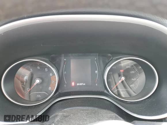 2021 Jeep Compass Altitude с VIN 3C4NJCBB3MT587161, выставлен на аукционе Copart как лот 63782175 с пробегом 91 437 миль миль и Списание • Salvage title. История ставок и продаж доступна на DreamBid. Изображение 9.