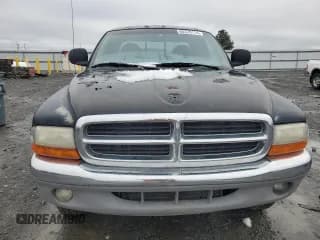 ✅ 1997 Dodge Dakota • VIN: 1B7GG23Y2VS152221 • Lot: 86370114. Wystawiony na Copart z przebiegiem 176 812 mil. Bezpłatny archiwum sprzedaży aukcyjnych z USA i szczegółowy raport historii pojazdu na DreamBid. Zdjęcie 5.