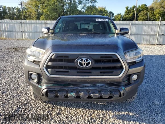 ✅ 2017 Toyota Tacoma SR5 • VIN: 3TMDZ5BN0HM019251 • Lot: 70151475. Wystawiony na Copart z przebiegiem 183 639 mil. Bezpłatny archiwum sprzedaży aukcyjnych z USA i szczegółowy raport historii pojazdu na DreamBid. Zdjęcie 5.