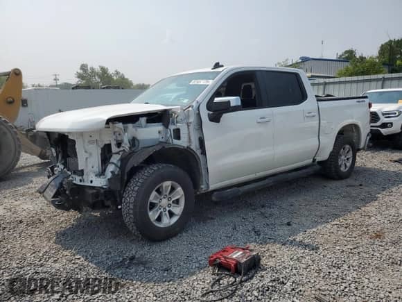 2021 Chevrolet Silverado 1500 LT z VIN 1GCPYDEK5MZ273316, wystawiony jako Copart lot #67452125 z przebiegiem 31 115 mil mil oraz Szkoda całkowita • Salvage title. Historia ofert i sprzedaży dostępna na DreamBid. Obrazek 1.