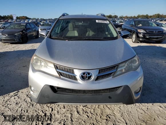 ✅ 2015 Toyota RAV4 XLE • VIN: 2T3WFREV7FW168501 • Лот: 82449215. Опубликован ранее на Copart с пробегом 190 911 миль. Бесплатный доступ к архиву аукционных продаж из США и подробный отчёт об истории автомобиля на DreamBid. Изображение 5.