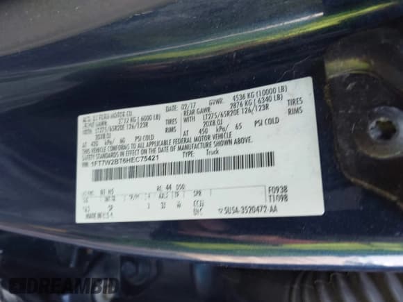 ✅ 2017 Ford F-250 Lariat • VIN: 1FT7W2BT6HEC75421 • Lot: 43154108. Wystawiony na IAAI z przebiegiem 103 683 mil. Bezpłatny archiwum sprzedaży aukcyjnych z USA i szczegółowy raport historii pojazdu na DreamBid. Zdjęcie 9.