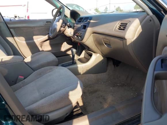 ✅ 1996 Honda Civic LX • VIN: 1HGEJ6609TL007336 • Лот: 43206755. Опубликован ранее на IAAI с пробегом 165 928 миль. Бесплатный доступ к архиву аукционных продаж из США и подробный отчёт об истории автомобиля на DreamBid. Изображение 5.