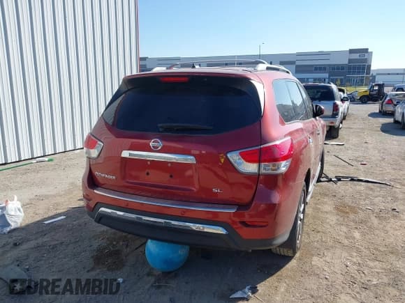 ✅ 2016 Nissan Pathfinder Platinum • VIN: 5N1AR2MN8GC612429 • Lot: 43721825. Listed on IAAI with 157,114 mi. Free auction sales archive from the USA and detailed vehicle history report at DreamBid. Image 4.