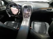 ✅ 2017 Lincoln MKZ Reserve • VIN: 3LN6L5F99HR609096 • Лот: 91375845. Опубликован ранее на Copart с пробегом 159 645 миль. Бесплатный доступ к архиву аукционных продаж из США и подробный отчёт об истории автомобиля на DreamBid. Изображение 8.