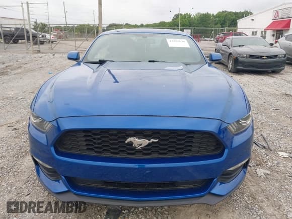 ✅ 2017 Ford Mustang V6 • VIN: 1FA6P8AM7H5275715 • Лот: 42213539. Опубликован ранее на IAAI с пробегом 121 843 миль. Бесплатный доступ к архиву аукционных продаж из США и подробный отчёт об истории автомобиля на DreamBid. Изображение 13.