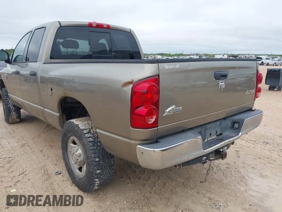 ✅ 2009 Dodge 2500 SLT • VIN: 3D7KS28T19G551727 • Лот: 42206638. Опубликован ранее на IAAI с пробегом 237 005 миль. Бесплатный доступ к архиву аукционных продаж из США и подробный отчёт об истории автомобиля на DreamBid. Изображение 6.