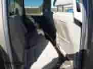 2015 Chevrolet Silverado 1500 LT z VIN 1GCVKREH4FZ272252, wystawiony jako IAAI lot #43392960 z przebiegiem 204 810 mil mil oraz . Historia ofert i sprzedaży dostępna na DreamBid. Obrazek 8.