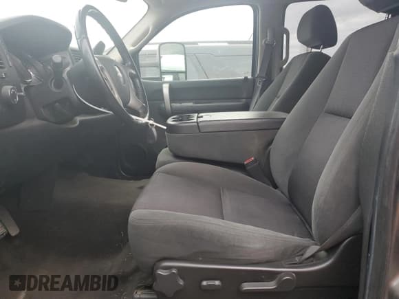 ✅ 2009 Chevrolet Silverado 1500 LT • VIN: 3GCEK23359G263952 • Lot: 82784035. Wystawiony na Copart z przebiegiem 158 220 mil. Bezpłatny archiwum sprzedaży aukcyjnych z USA i szczegółowy raport historii pojazdu na DreamBid. Zdjęcie 7.