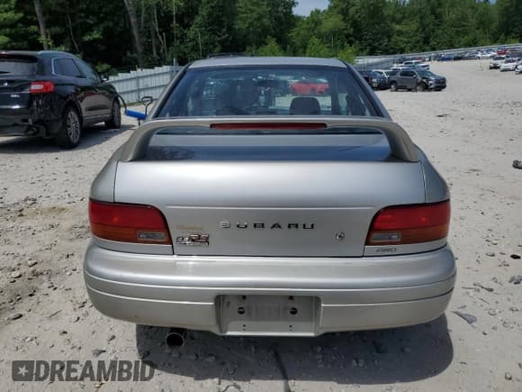 ✅ 2001 Subaru Impreza RS • VIN: JF1GM67591G402119 • Lot: 62408585. Listed on Copart with 239,694 mi. Free auction sales archive from the USA and detailed vehicle history report at DreamBid. Image 6.