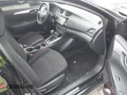 ✅ 2019 Nissan Sentra S • VIN: 3N1AB7AP4KY246984 • Lot: 42812049. Wystawiony na IAAI z przebiegiem 118 556 mil. Bezpłatny archiwum sprzedaży aukcyjnych z USA i szczegółowy raport historii pojazdu na DreamBid. Zdjęcie 5.