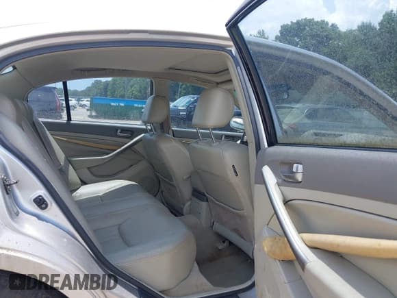 ✅ 2003 Infiniti G35 • VIN: JNKCV51E53M302966 • Lot: 42527182. Wystawiony na IAAI z przebiegiem 225 142 mil. Bezpłatny archiwum sprzedaży aukcyjnych z USA i szczegółowy raport historii pojazdu na DreamBid. Zdjęcie 8.