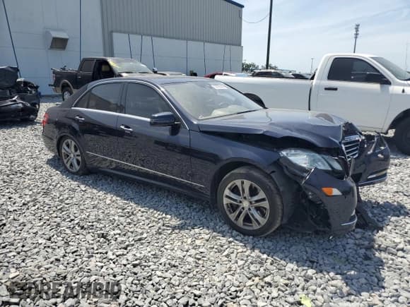 ✅ 2011 Mercedes-Benz E 550 Luxury • VIN: WDDHF9AB2BA310465 • Lot: 53798105. Listed on Copart with 158,173 mi. Free auction sales archive from the USA and detailed vehicle history report at DreamBid. Image 4.