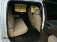 ✅ 2019 Chevrolet Silverado 1500 RST • VIN: 1GCUYEED6KZ156948 • Lot: 84866065. Wystawiony na Copart z przebiegiem 58 243 mil. Bezpłatny archiwum sprzedaży aukcyjnych z USA i szczegółowy raport historii pojazdu na DreamBid. Zdjęcie 6.