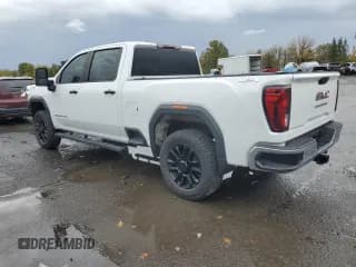 ✅ 2021 GMC Sierra 2500HD • VIN: 1GT49LEY3MF205869 • Лот: 90844885. Опубликован ранее на Copart с пробегом 83 839 миль. Бесплатный доступ к архиву аукционных продаж из США и подробный отчёт об истории автомобиля на DreamBid. Изображение 2.