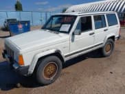 ✅ 1989 Jeep Cherokee • VIN: 1J4FJ78L0KL484309 • Lot: 42721121. Wystawiony na IAAI z przebiegiem 237 801 mil. Bezpłatny archiwum sprzedaży aukcyjnych z USA i szczegółowy raport historii pojazdu na DreamBid. Zdjęcie 18.