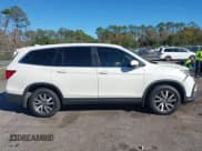 ✅ 2019 Honda Pilot EX-L • VIN: 5FNYF6H53KB022101 • Lot: 43682057. Wystawiony na IAAI z przebiegiem 133 961 mil. Bezpłatny archiwum sprzedaży aukcyjnych z USA i szczegółowy raport historii pojazdu na DreamBid. Zdjęcie 13.