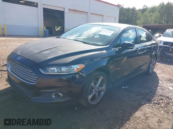 ✅ 2013 Ford Fusion SE • VIN: 3FA6P0H92DR160983 • Lot: 40765682. Wystawiony na IAAI z przebiegiem 204 247 mil. Bezpłatny archiwum sprzedaży aukcyjnych z USA i szczegółowy raport historii pojazdu na DreamBid. Zdjęcie 2.