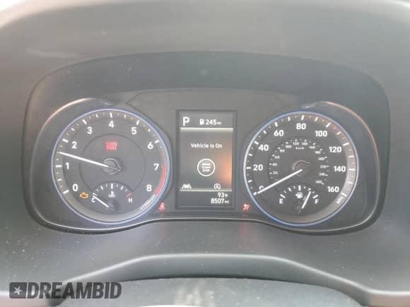 2022 Hyundai Kona SEL z VIN KM8K6CAB5NU889740, wystawiony jako Copart lot #67050245 z przebiegiem 8 507 mil mil oraz Szkoda całkowita • Salvage title. Historia ofert i sprzedaży dostępna na DreamBid. Obrazek 9.