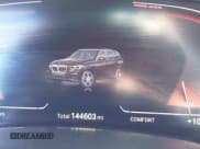 ✅ 2020 BMW X5 sDrive40i • VIN: 5UXCR4C03LLT19920 • Lot: 43470421. Wystawiony na IAAI z przebiegiem 144 603 mil. Bezpłatny archiwum sprzedaży aukcyjnych z USA i szczegółowy raport historii pojazdu na DreamBid. Zdjęcie 7.