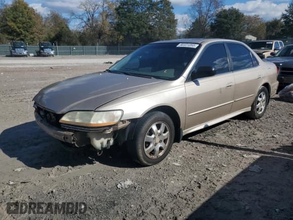 ✅ 2001 Honda Accord EX • VIN: 1HGCG56681A075589 • Lot: 90331055. Listed on Copart with 208,539 mi. Free auction sales archive from the USA and detailed vehicle history report at DreamBid. Image 1.